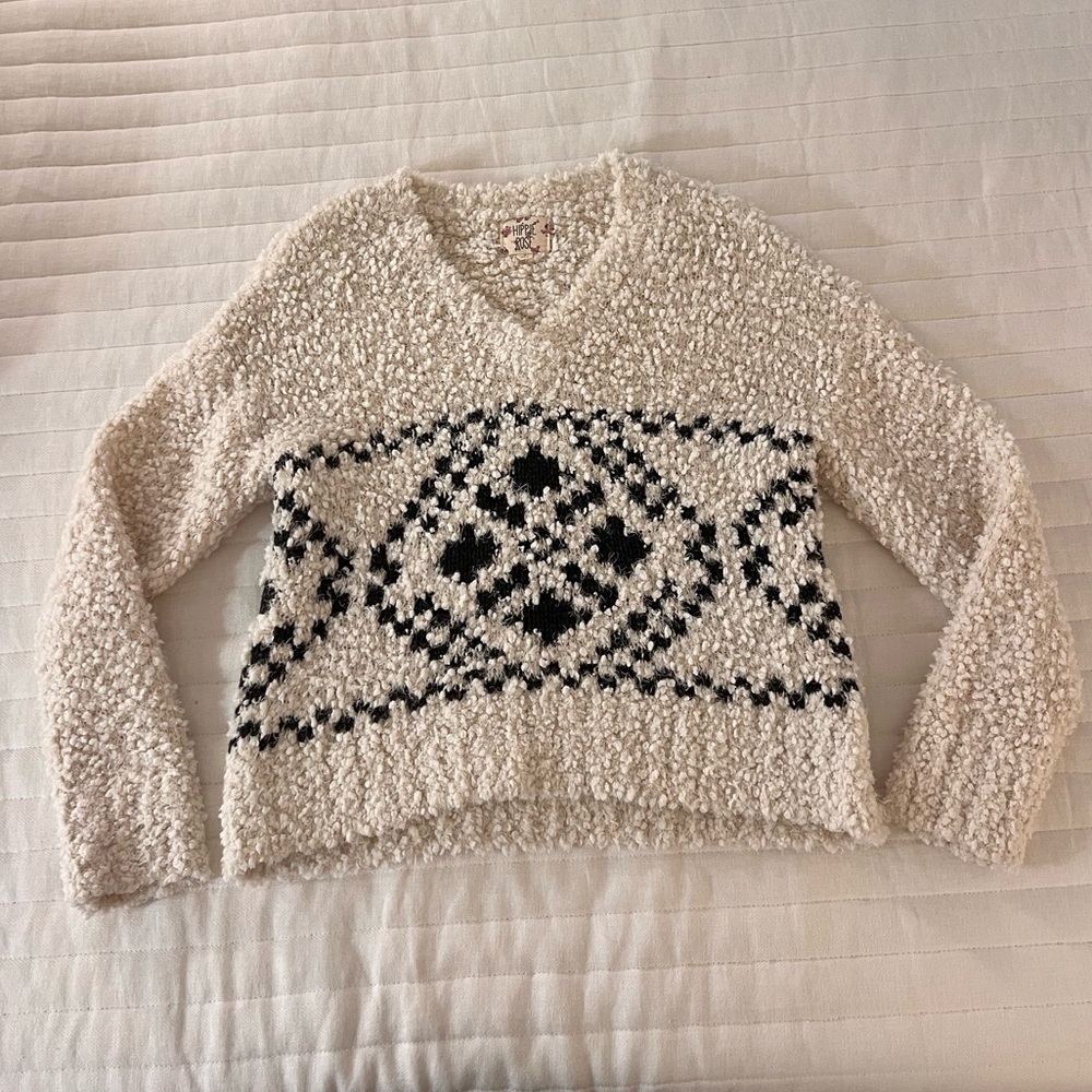 Fuzzy Sweater 🤍